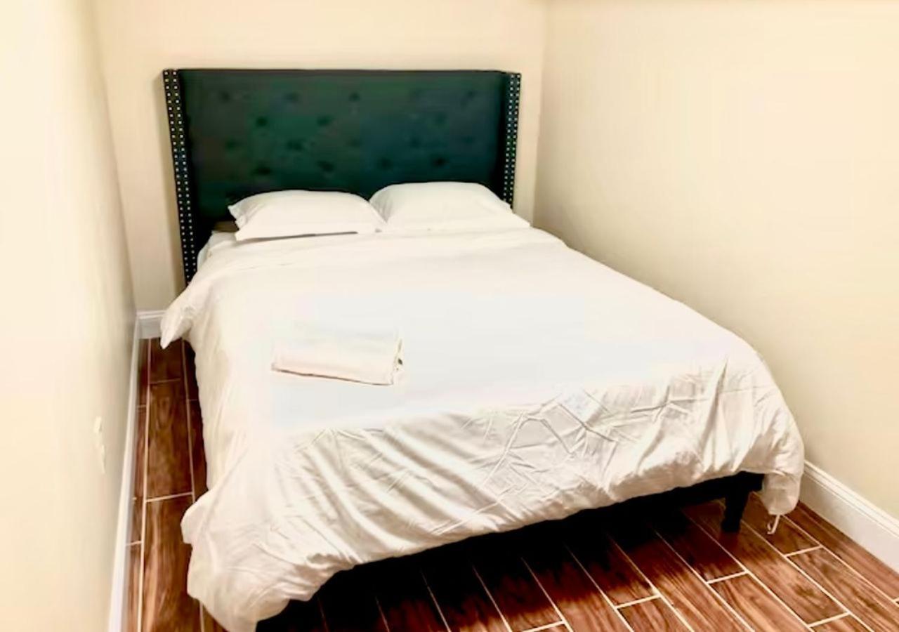 Newly Renovated Guest Rooms Near Transportation Filadelfia Exterior foto